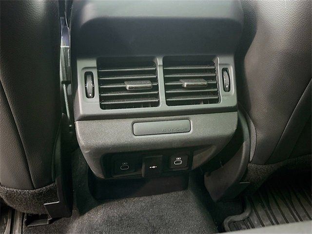 Used 2025 Land Rover Range Rover Evoque Dynamic SE image 27