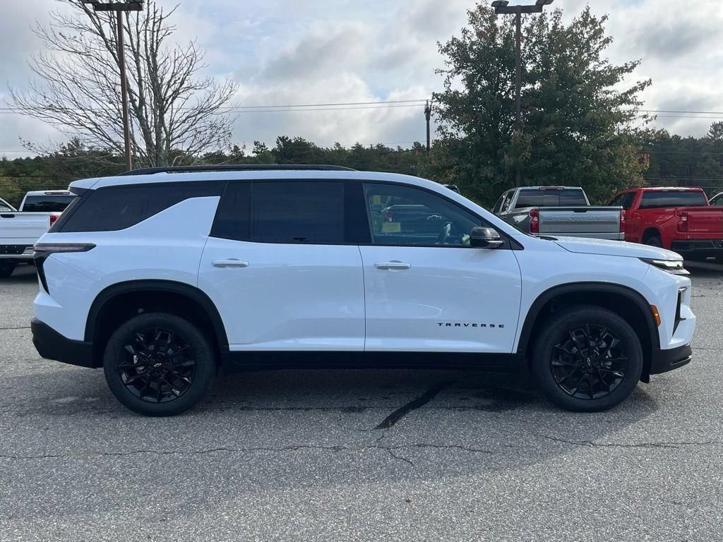 New 2026 Chevrolet Traverse LT w/ Midnight/Sport Edition FWD image 7