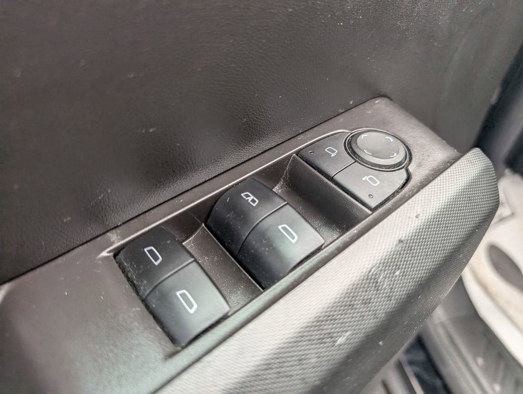 Used 2024 Chevrolet Colorado LT w/ LT Convenience Package image 17