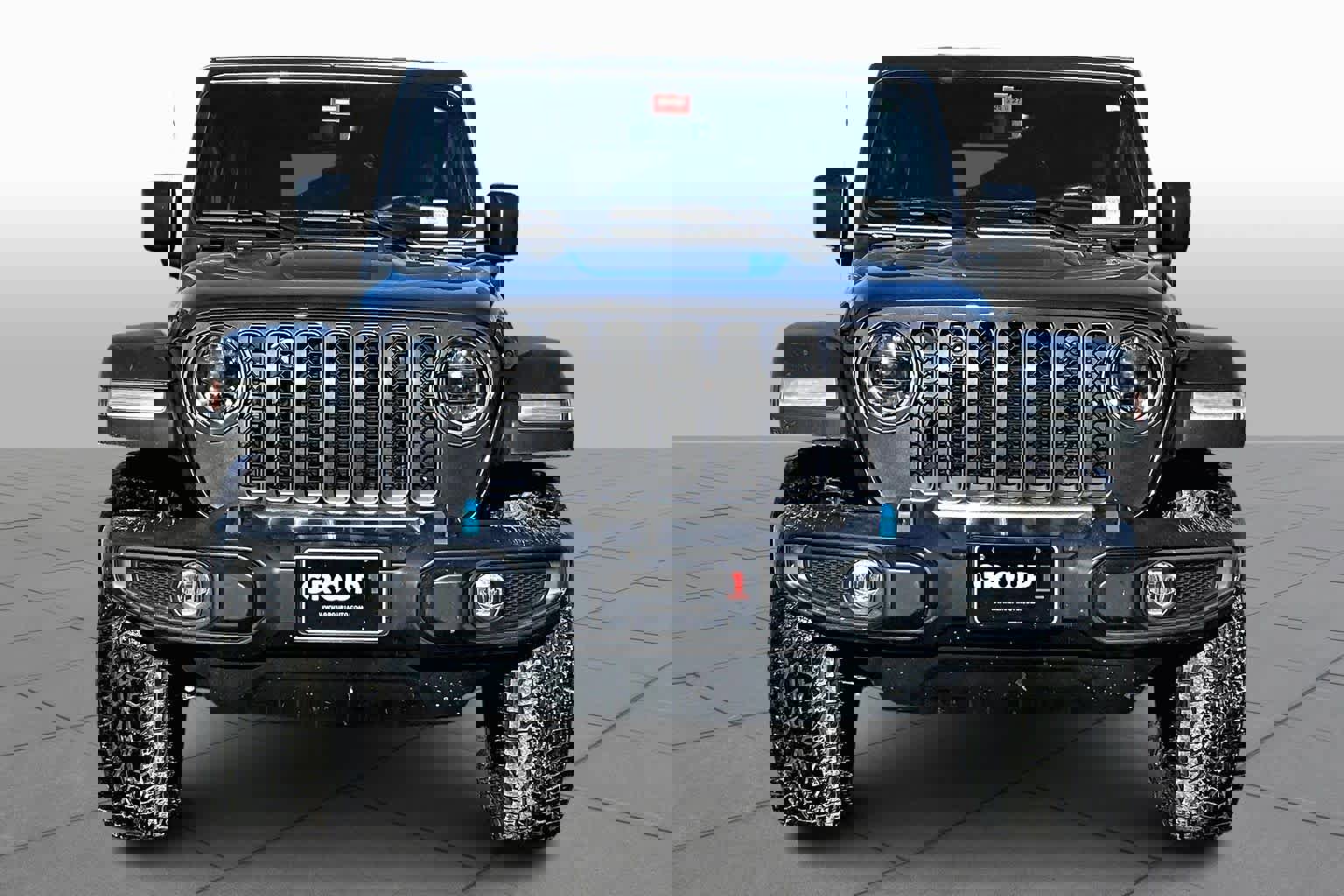 Used 2023 Jeep Wrangler Rubicon w/ Cold Weather Group image 4