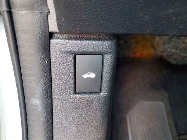 Used 2023 Honda Accord EX-L image 30