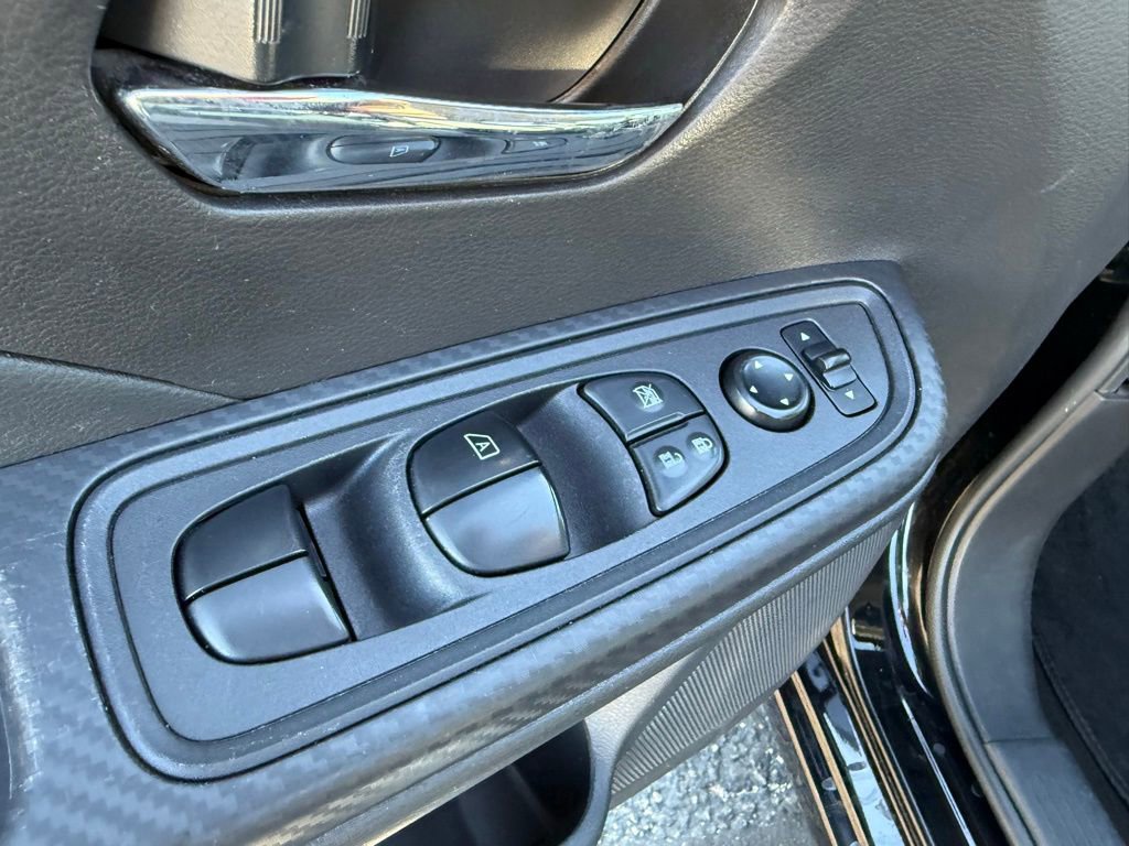 Used 2023 Nissan Versa SV image 20