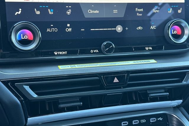 New 2026 Lexus TX 500h AWD image 18