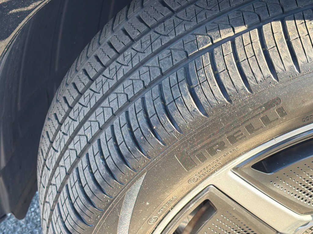 Certified 2023 Mercedes-Benz EQS 580 4MATIC SUV image 18