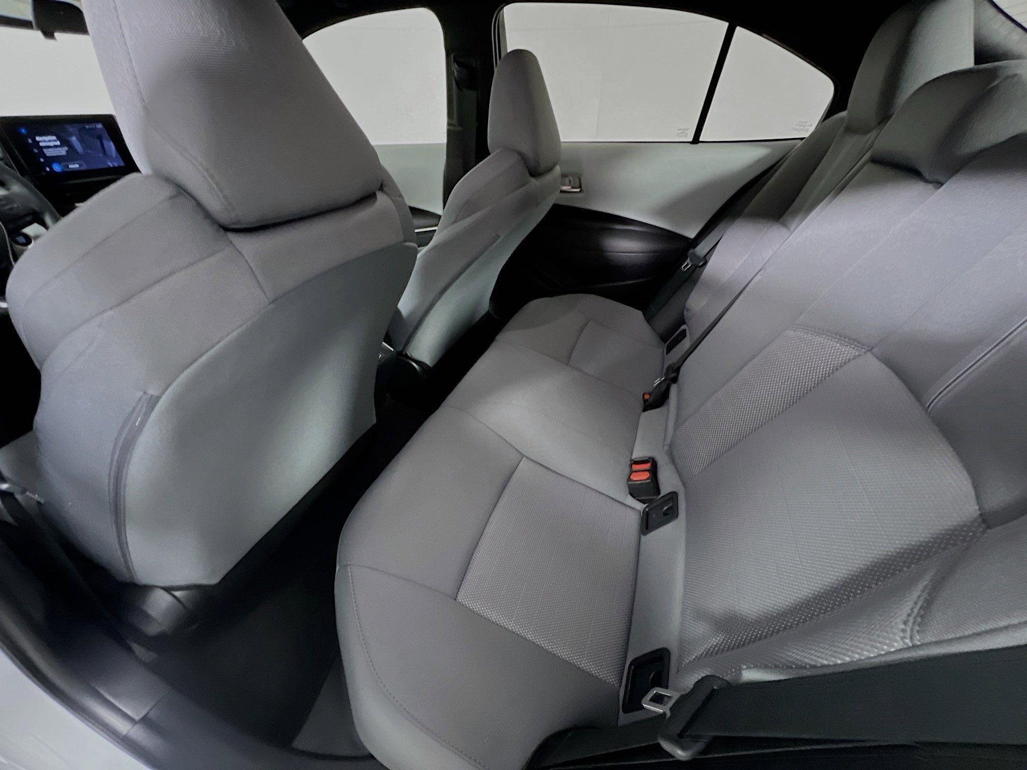 Used 2024 Toyota Corolla SE w/ SE Premium Package image 29