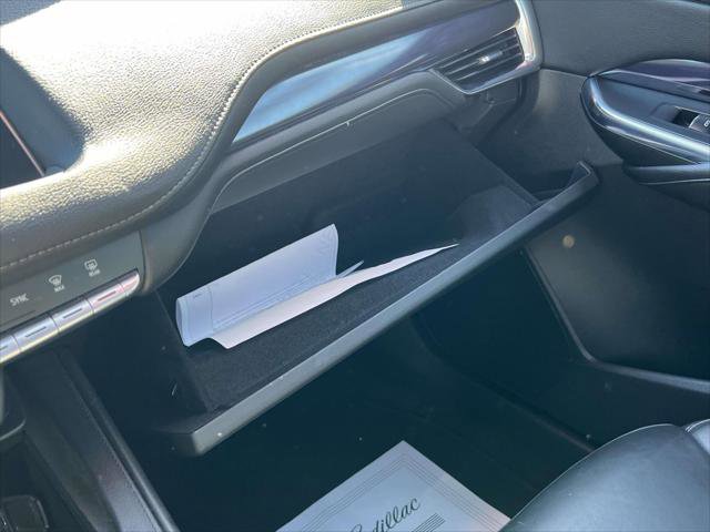 Certified 2023 Cadillac XT4 Luxury w/ Cold Weather Package image 35