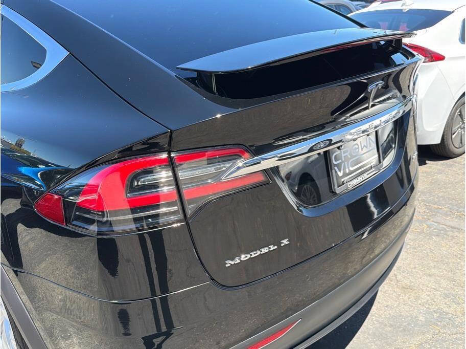 Used 2017 Tesla Model X 100D AWD/4WD image 33