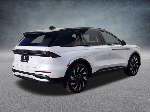 New 2026 Lincoln Nautilus Reserve image 7