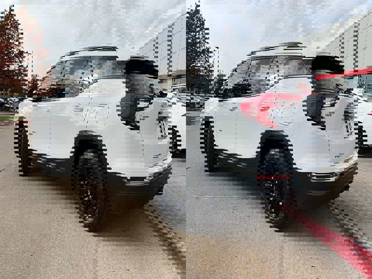 Used 2023 GMC Terrain AT4 w/ Infotainment Package II image 8