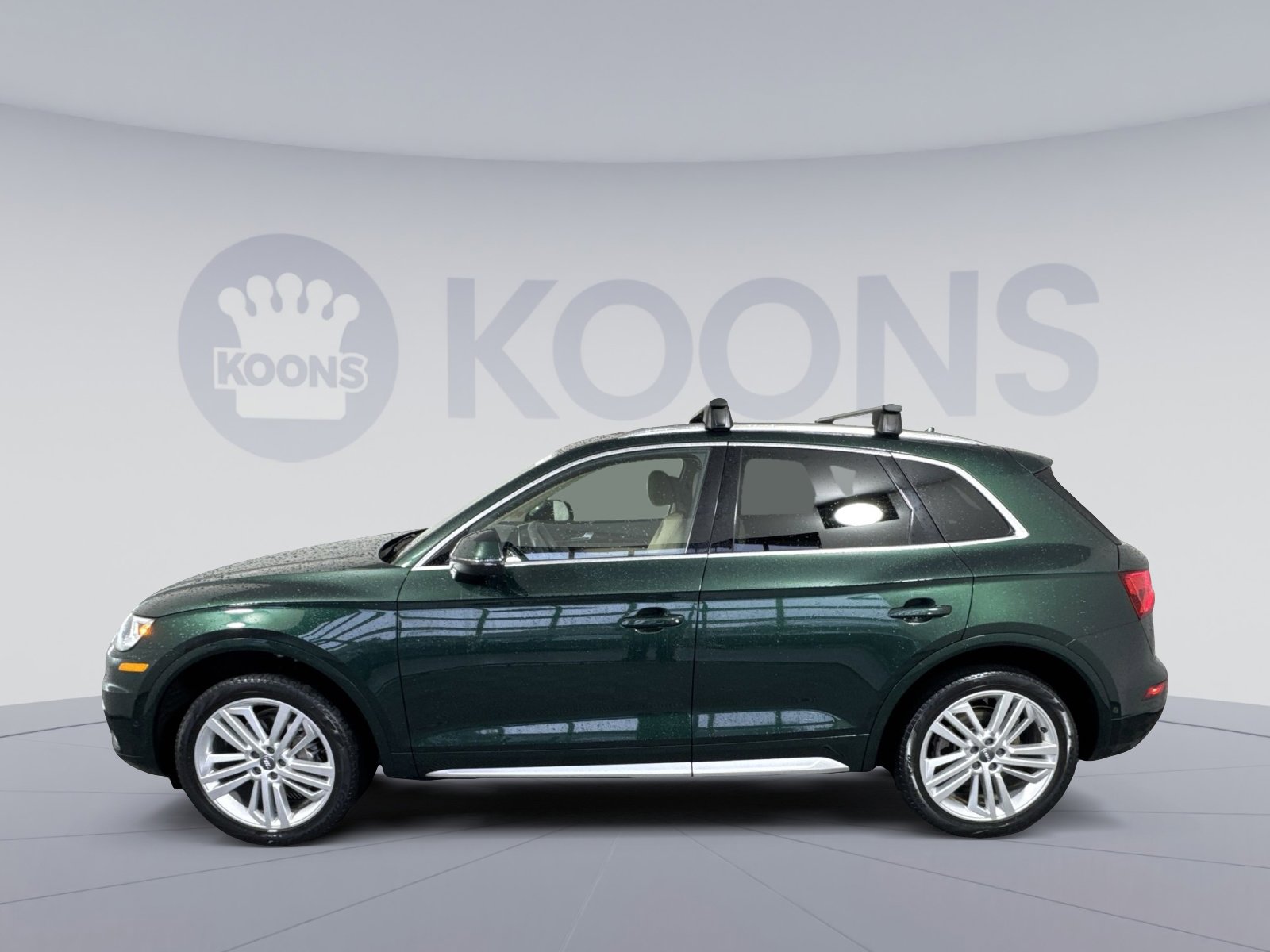 Used 2019 Audi Q5 Prestige w/ Prestige Package image 2