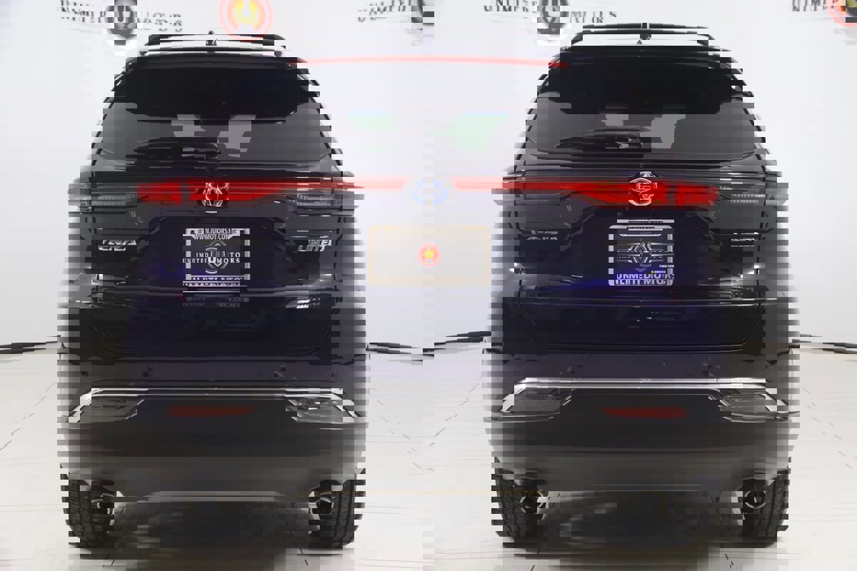 Used 2023 Toyota Venza Limited image 40