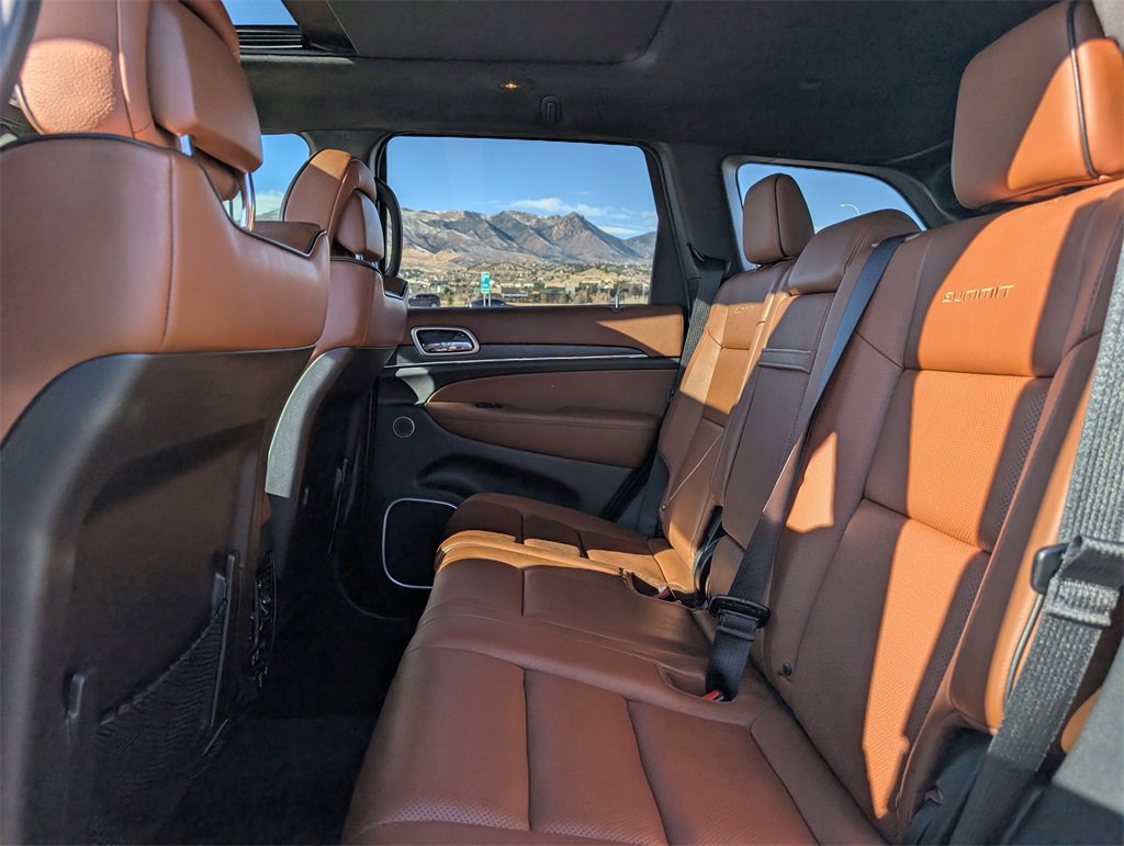 Used 2018 Jeep Grand Cherokee Summit w/ Skid Plate Group image 17