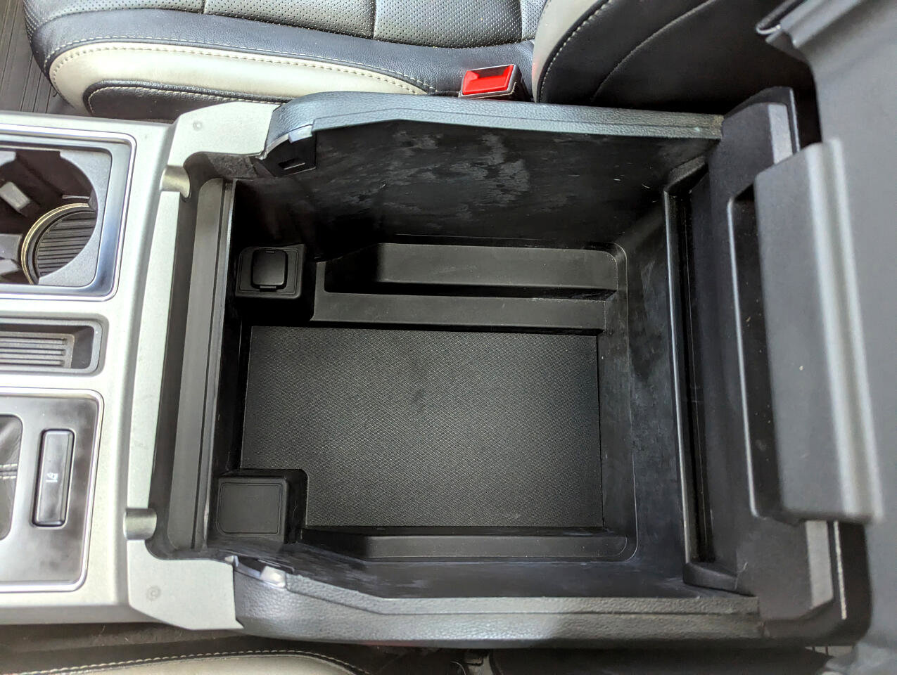 Used 2018 Ford F150 Raptor w/ Equipment Group 802A Luxury image 45