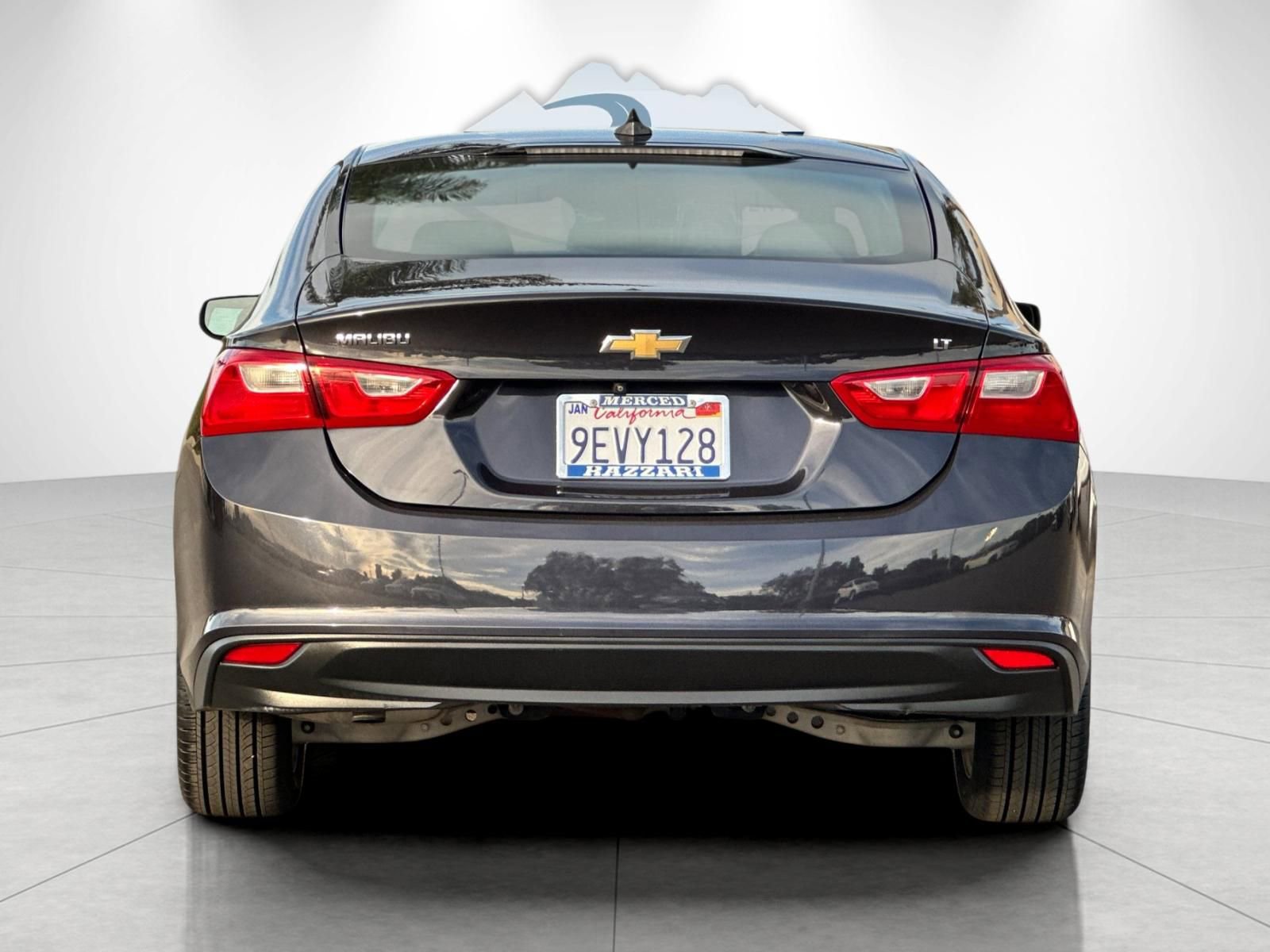 Used 2023 Chevrolet Malibu LT FWD image 4