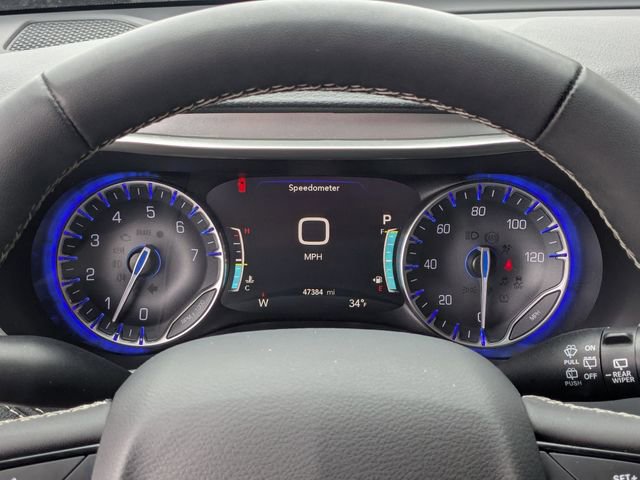 Certified 2022 Chrysler Pacifica Touring-L w/ S Appearance Package AWD/4WD image 17