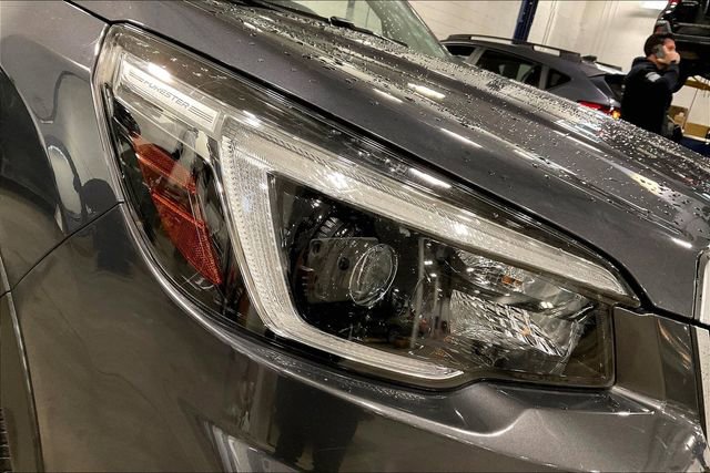 Used 2021 Subaru Forester Touring image 28
