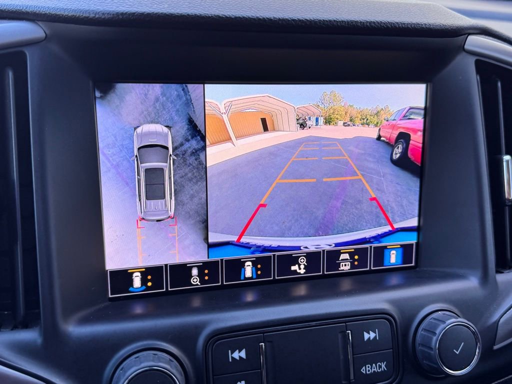 Used 2022 GMC Terrain AT4 w/ Infotainment Package II image 5