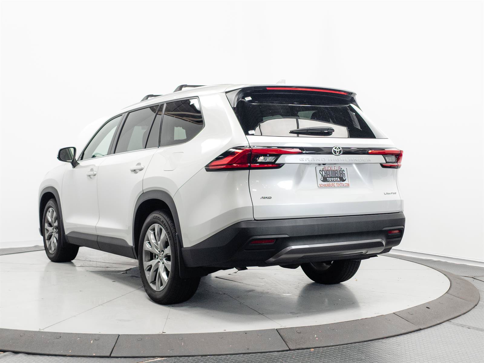 Certified 2024 Toyota Grand Highlander AWD image 9