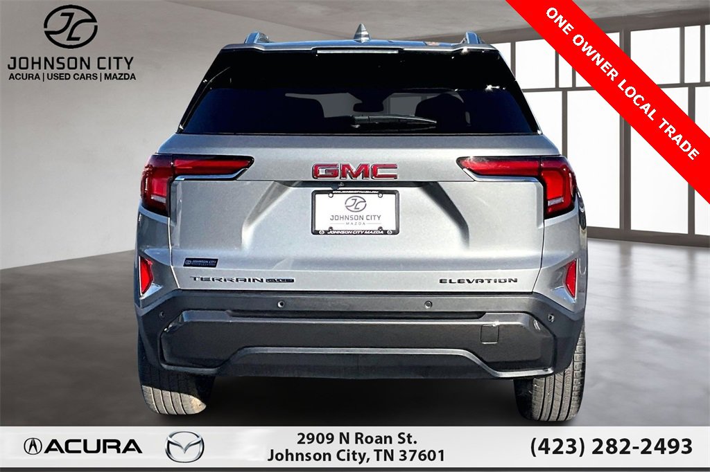 Used 2025 GMC Terrain Elevation w/ Elevation Premium Package image 4