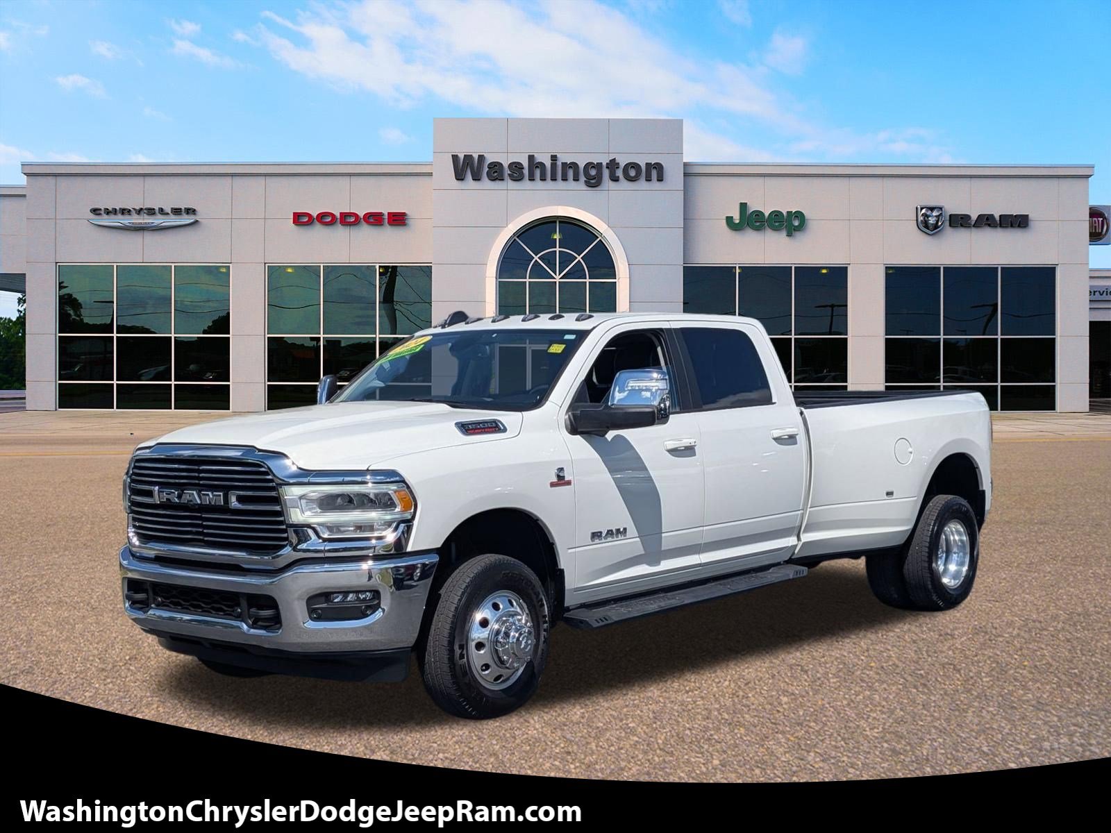 Used 2024 RAM 3500 Laramie w/ Towing Technology Group AWD/4WD image 1