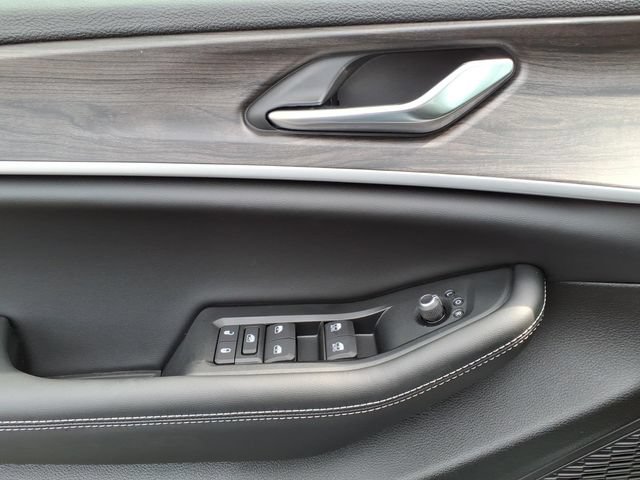 New 2026 Jeep Grand Cherokee Altitude AWD/4WD image 11