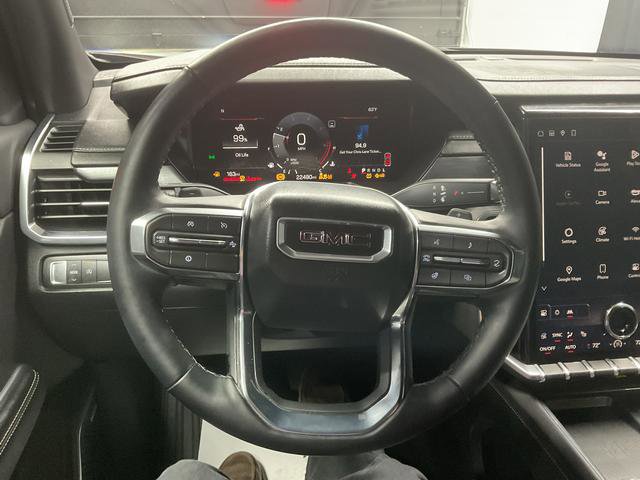 Used 2025 GMC Acadia Elevation image 13