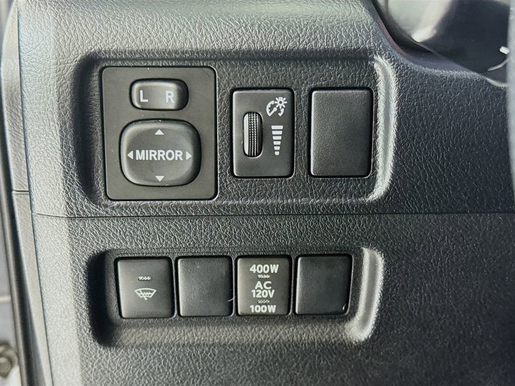 Used 2019 Toyota 4Runner TRD Off-Road Premium image 9