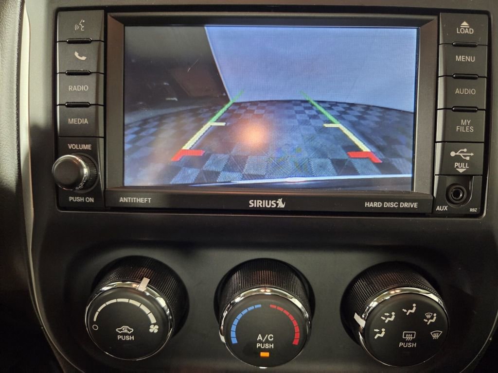 Used 2015 Jeep Compass High Altitude image 14