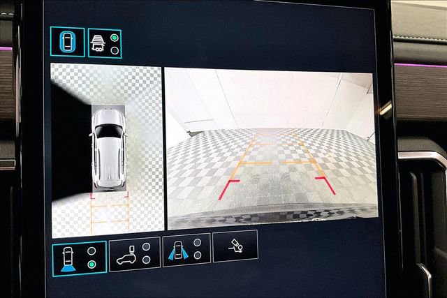 Used 2025 GMC Acadia Denali w/ Super Cruise Package image 30