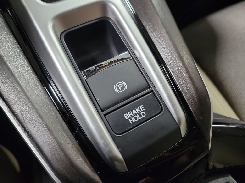 Used 2019 Honda Clarity Plug-In Hybrid image 15