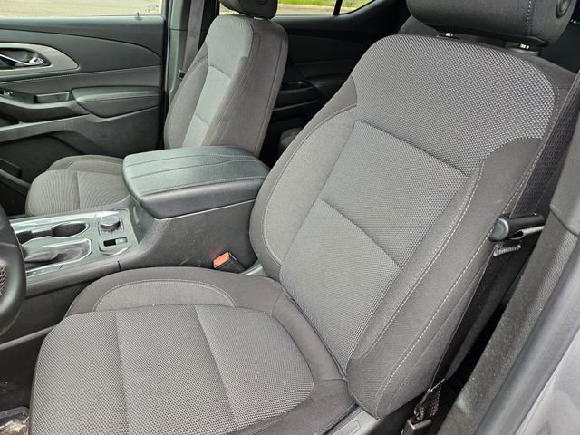 Used 2023 Chevrolet Traverse LT FWD image 10
