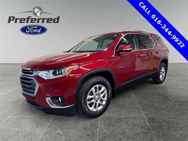 Used 2020 Chevrolet Traverse LT w/ Driver Confidence II Package image 2