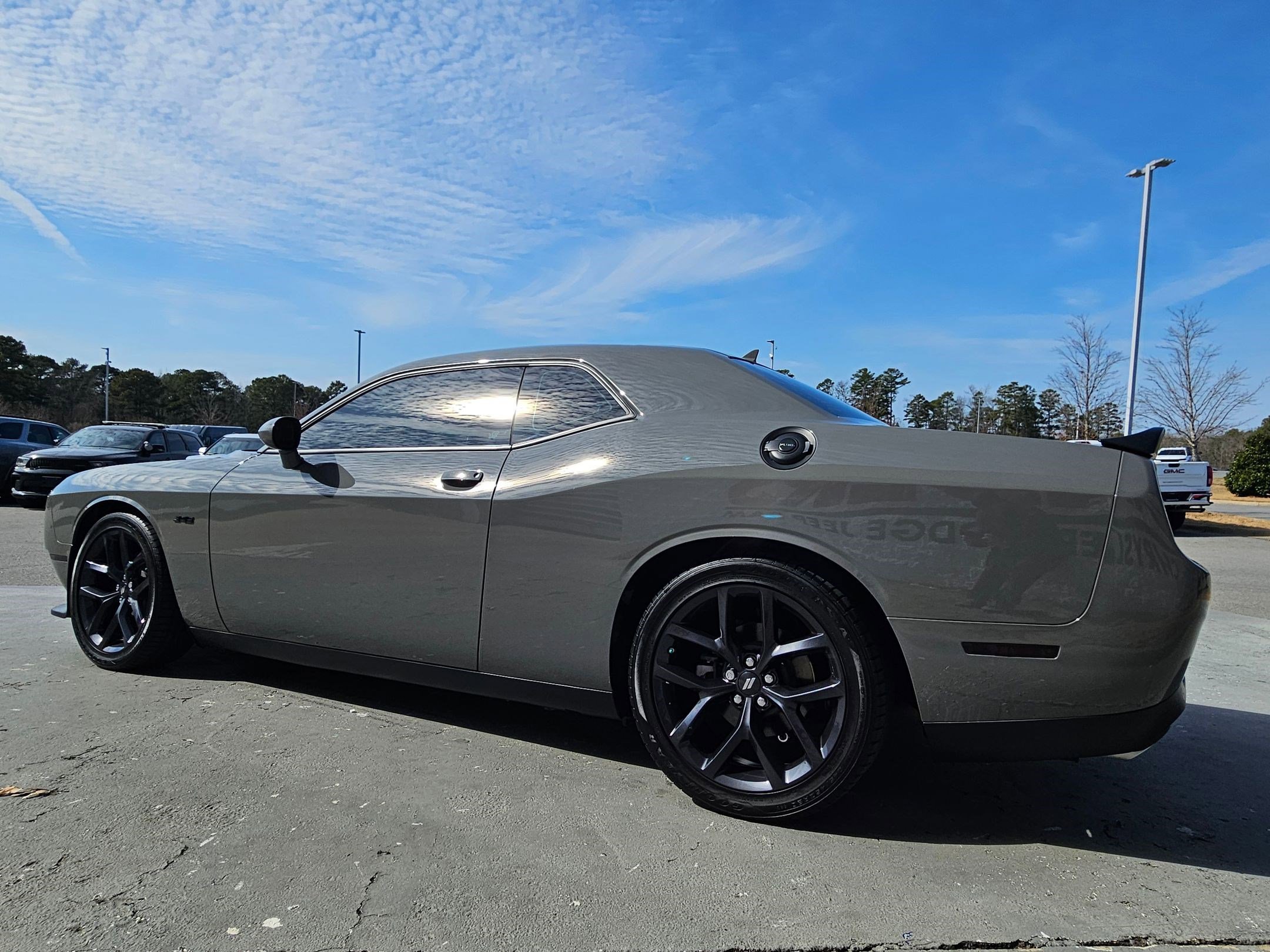 Used 2023 Dodge Challenger R/T w/ Plus Package image 5
