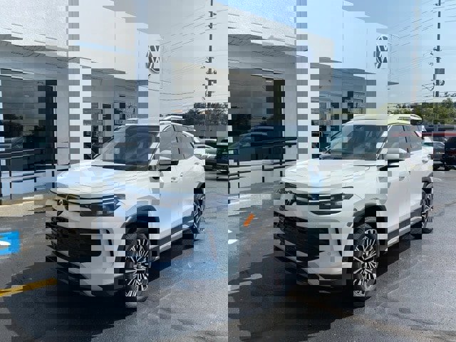 New 2025 Volkswagen Tiguan S image 6
