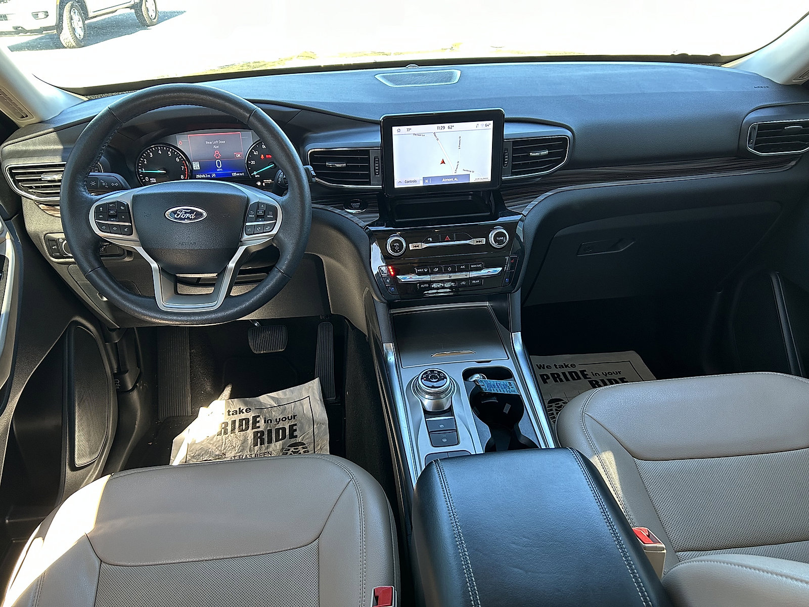 Used 2024 Ford Explorer Limited image 8