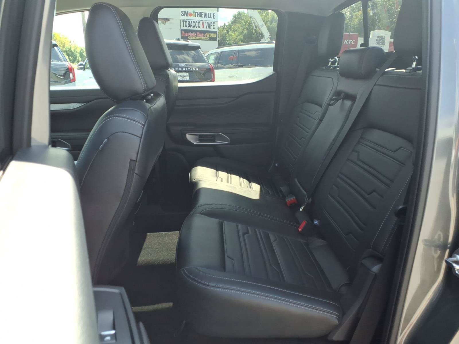 Used 2026 Ford Ranger Lariat w/ FX4 Off-Road Package AWD/4WD image 16