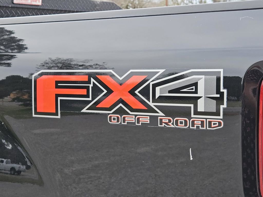 Used 2022 Ford F350 Platinum w/ FX4 Off-Road Package image 12