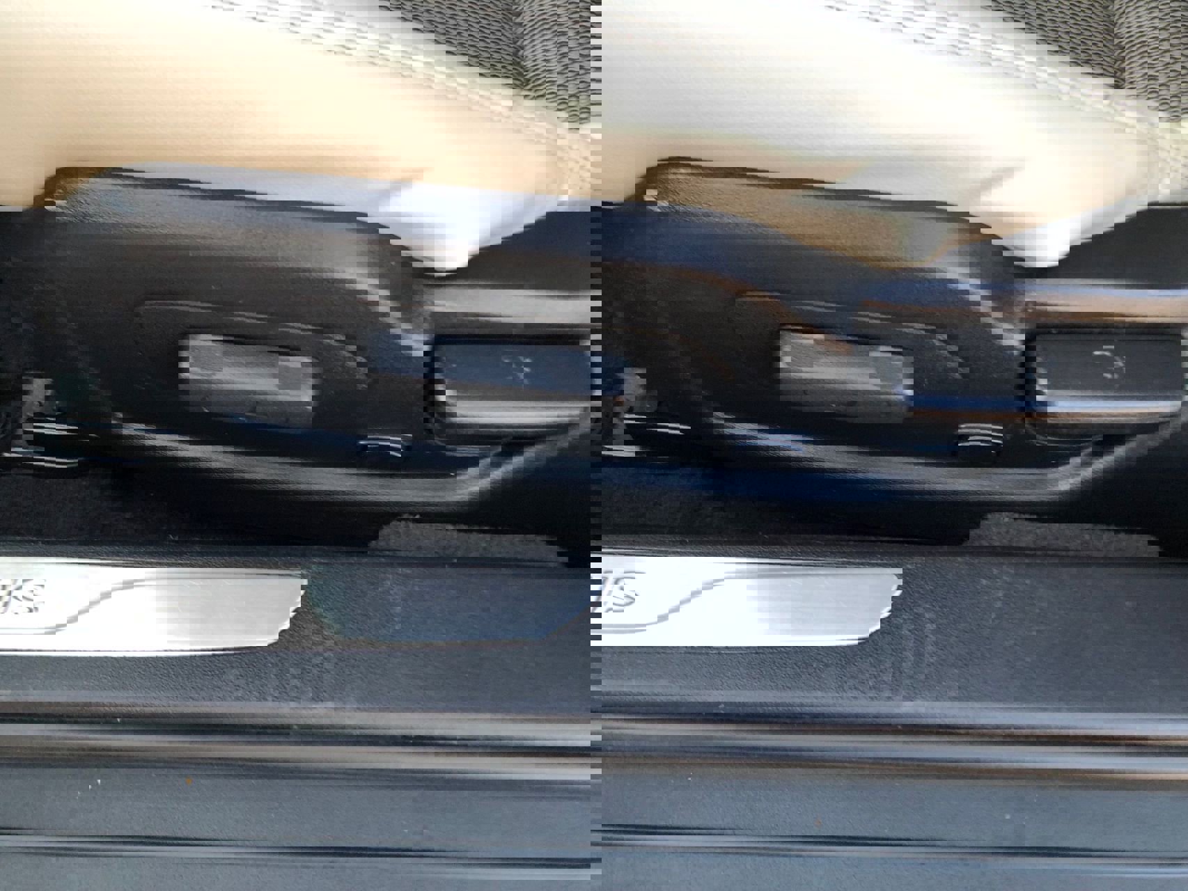 Used 2013 Hyundai Genesis 2.0T image 15