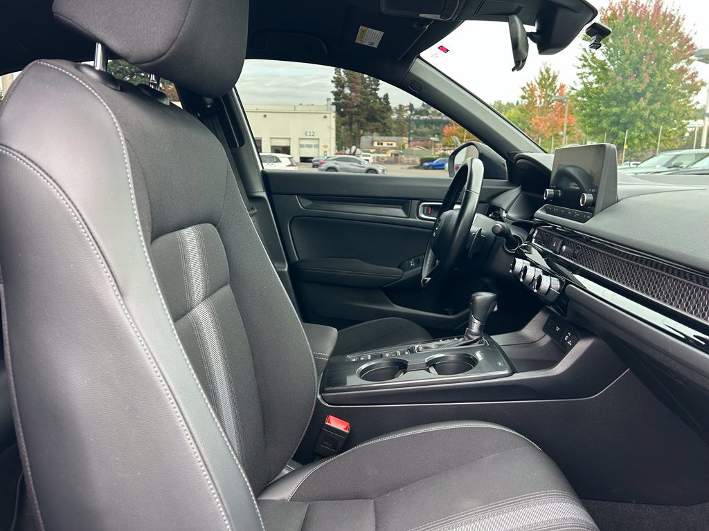 Used 2023 Honda Civic Sport image 16