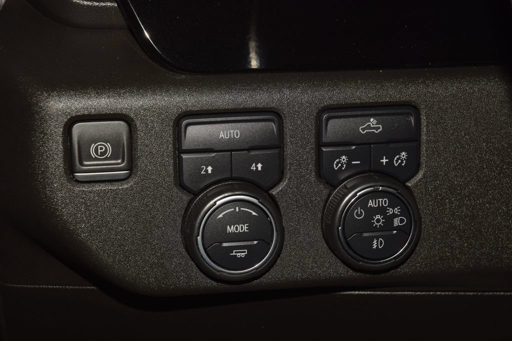 Used 2022 Chevrolet Silverado 1500 RST AWD/4WD image 37