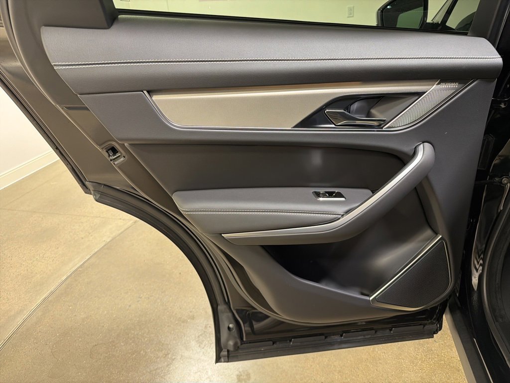 New 2026 Jaguar F-PACE R-Dynamic S image 20