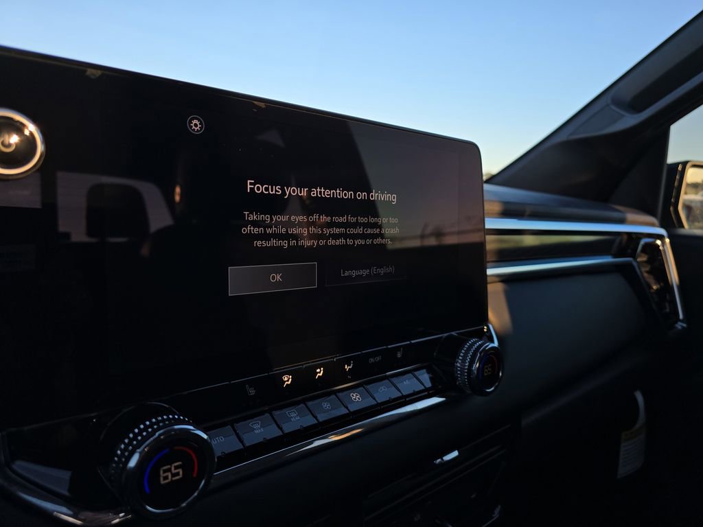 New 2026 GMC Canyon Elevation w/ Convenience Package RWD image 18