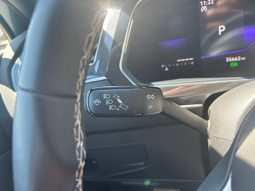 Certified 2023 Volkswagen Tiguan SE R-Line FWD image 19