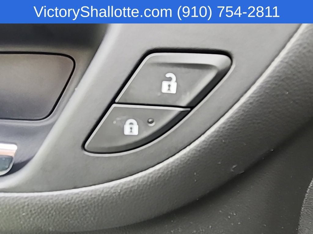 Used 2022 Chevrolet Equinox LT FWD image 18