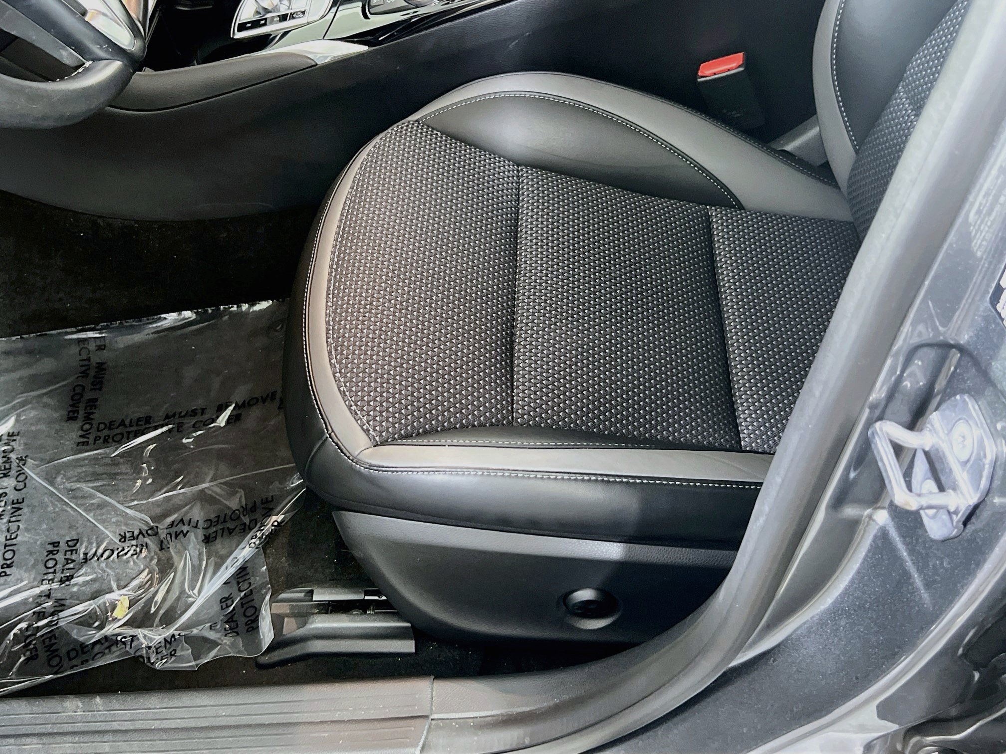Used 2019 INFINITI QX30 AWD w/ Navigation Package image 19