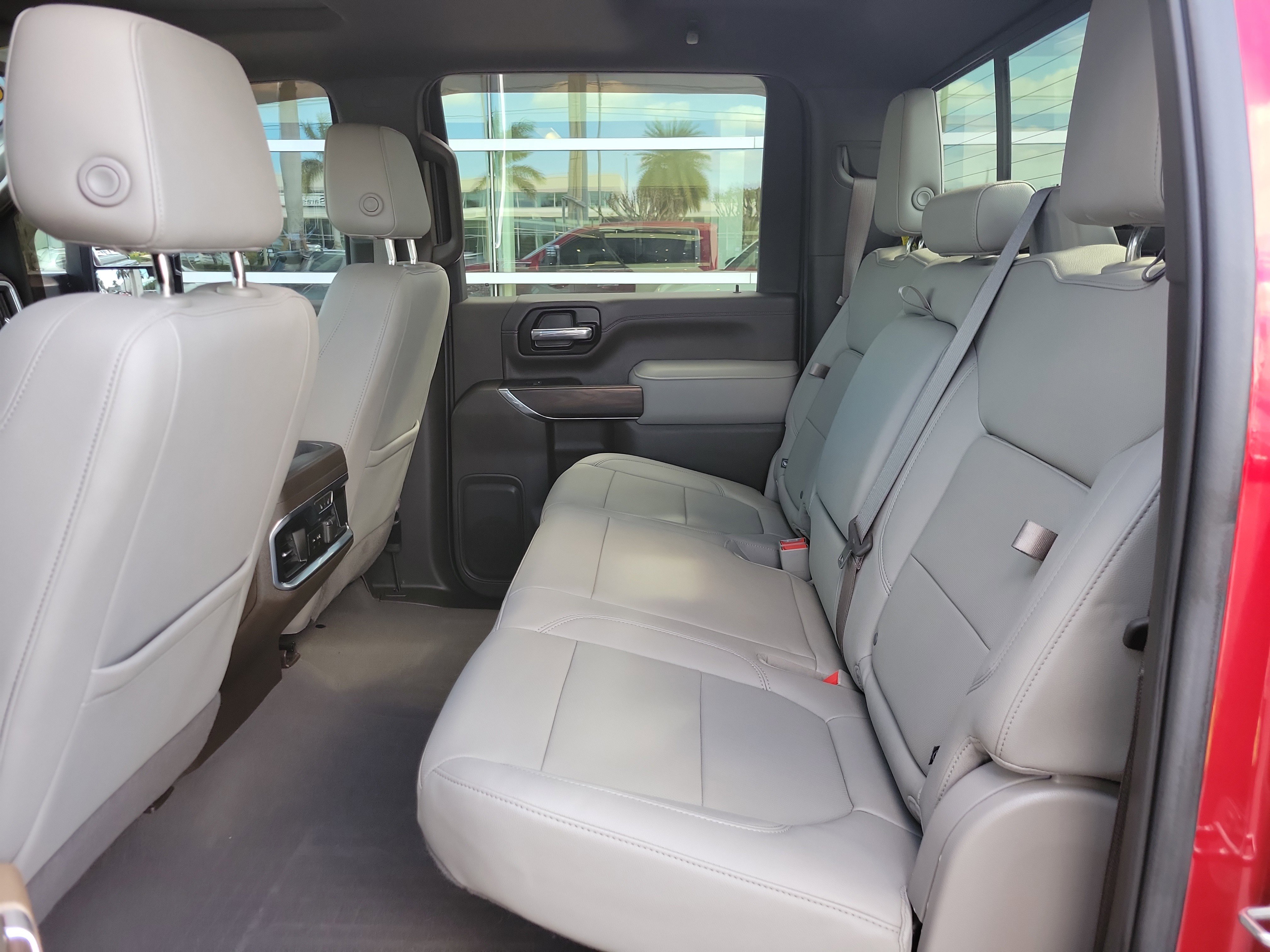 Used 2023 GMC Sierra 2500 SLT w/ SLT Premium Package image 16