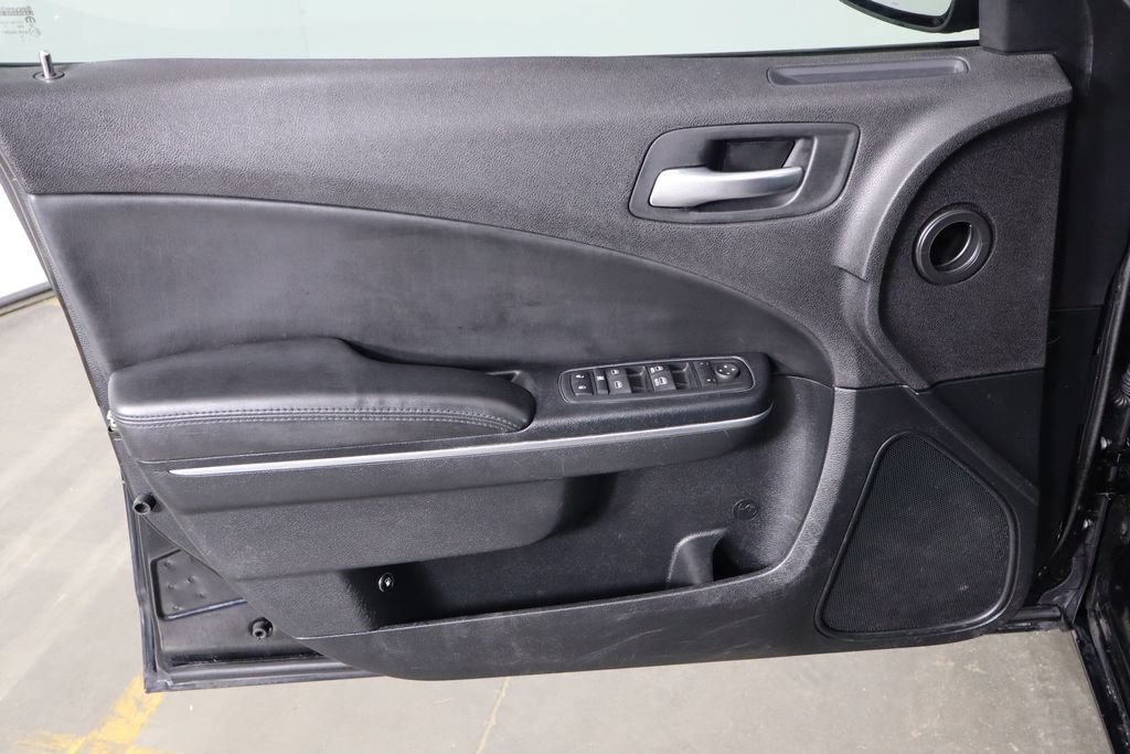Used 2016 Dodge Charger Police RWD image 19