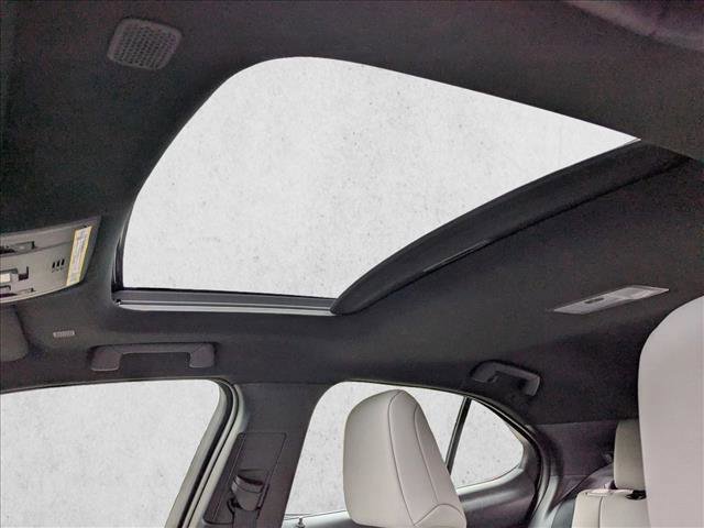 Certified 2025 Lexus UX 300h UX 300h image 17