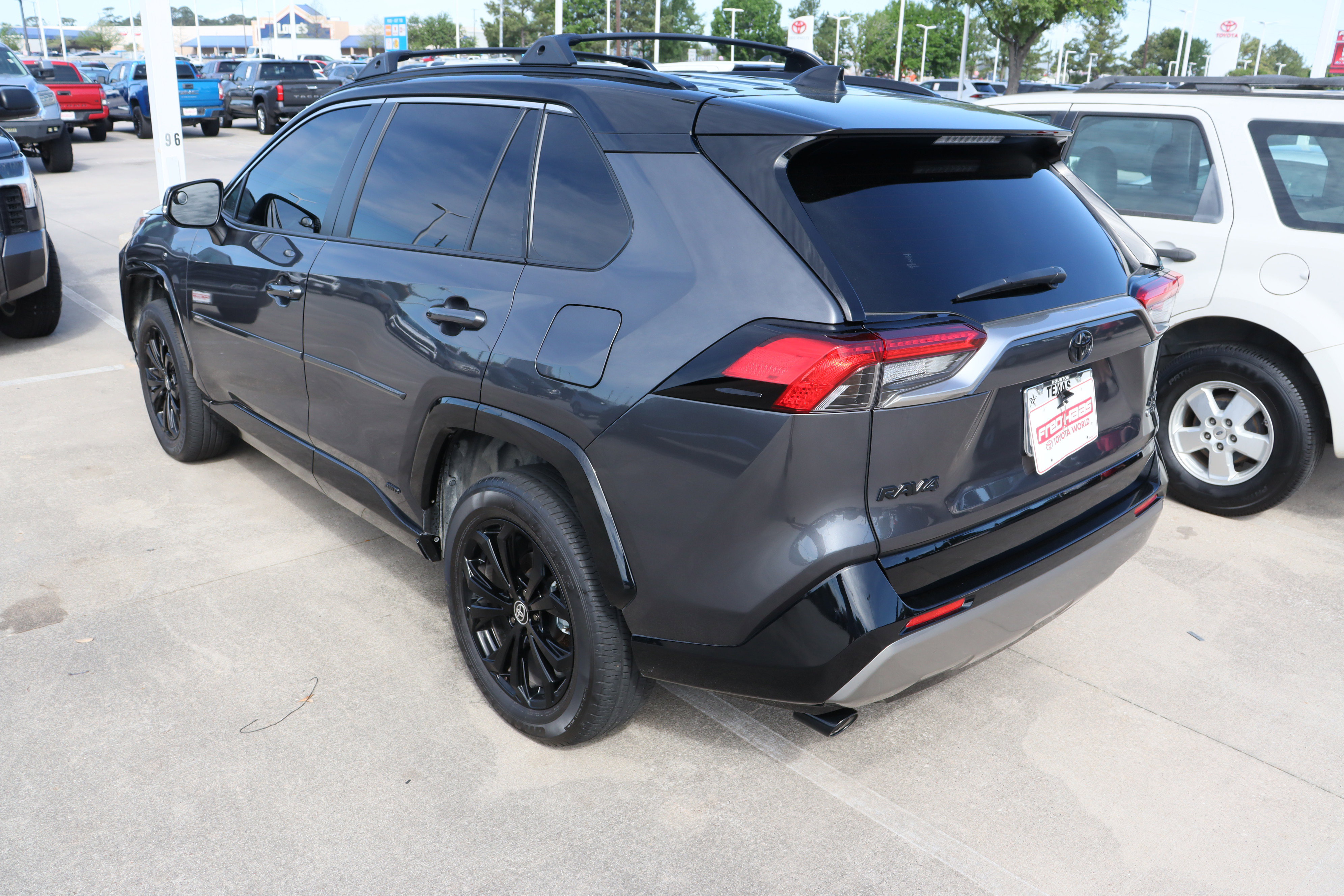 Certified 2025 Toyota RAV4 XSE image 6