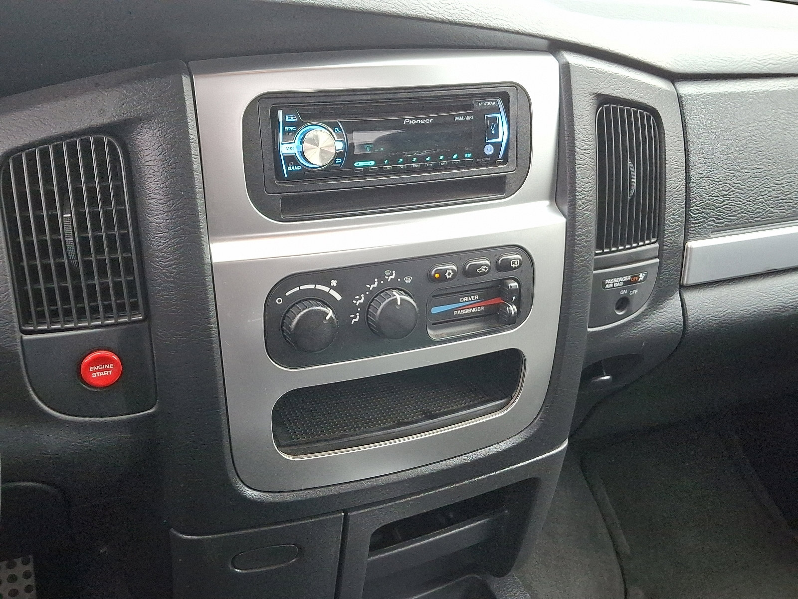 Used 2004 Dodge Ram 1500 Truck 2WD Regular Cab image 23